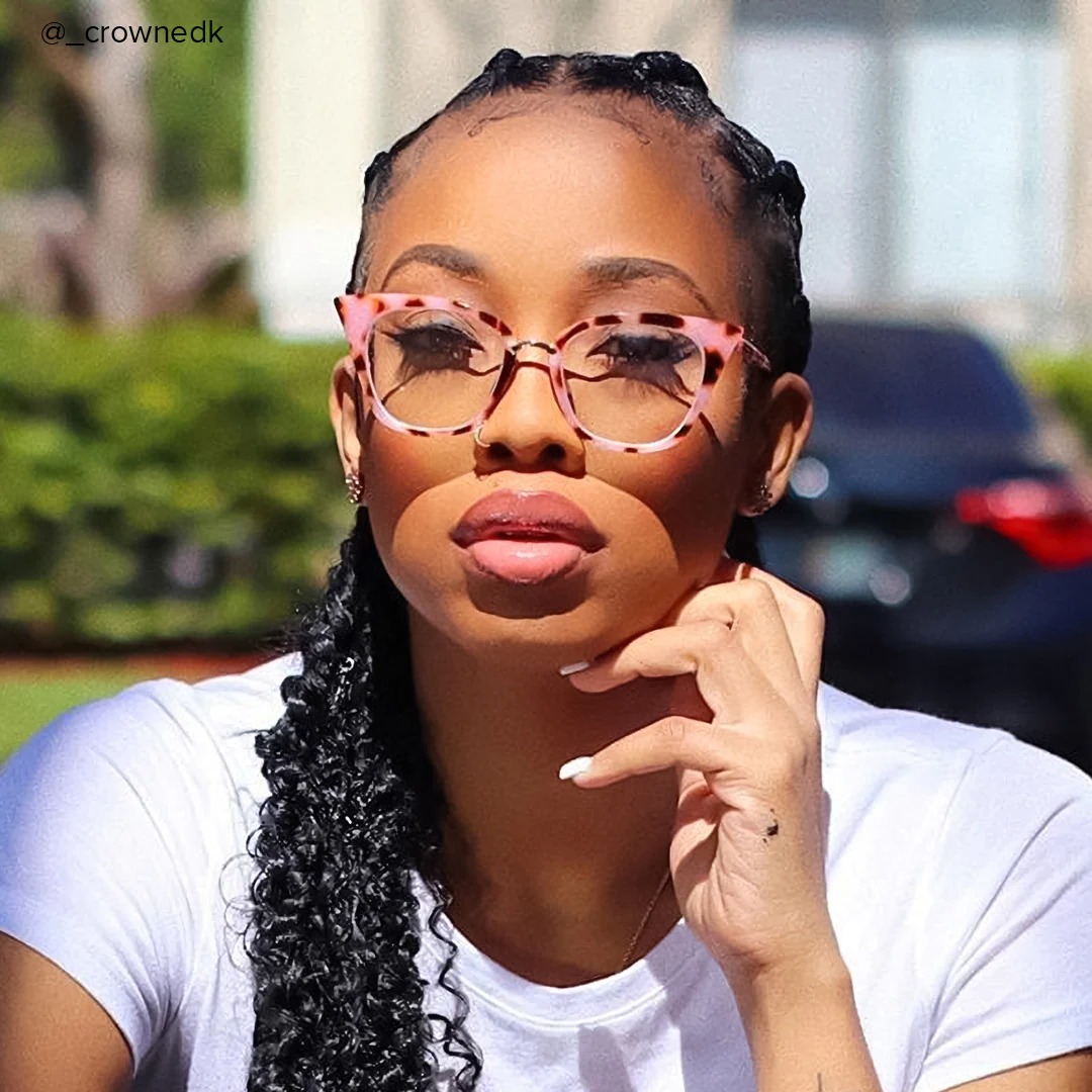 Pink tortoise shell glasses