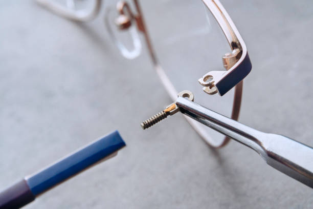 Install the brackets on the temples of the spectacle frame
